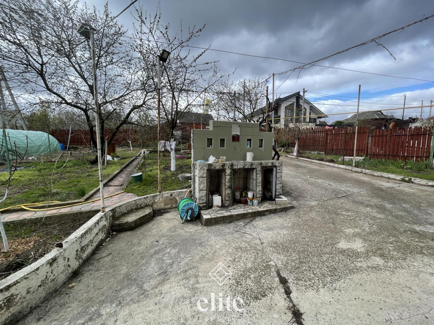elite realty image