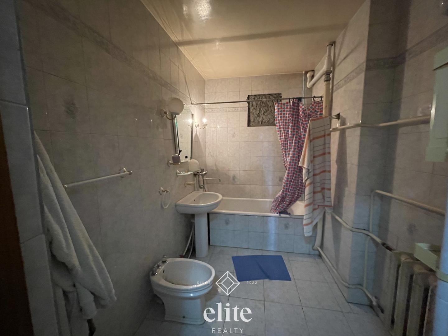 elite realty image