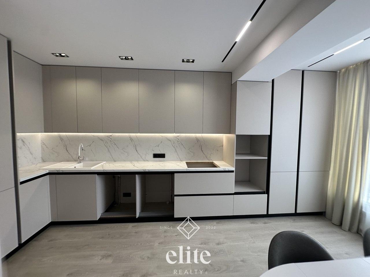 elite realty image