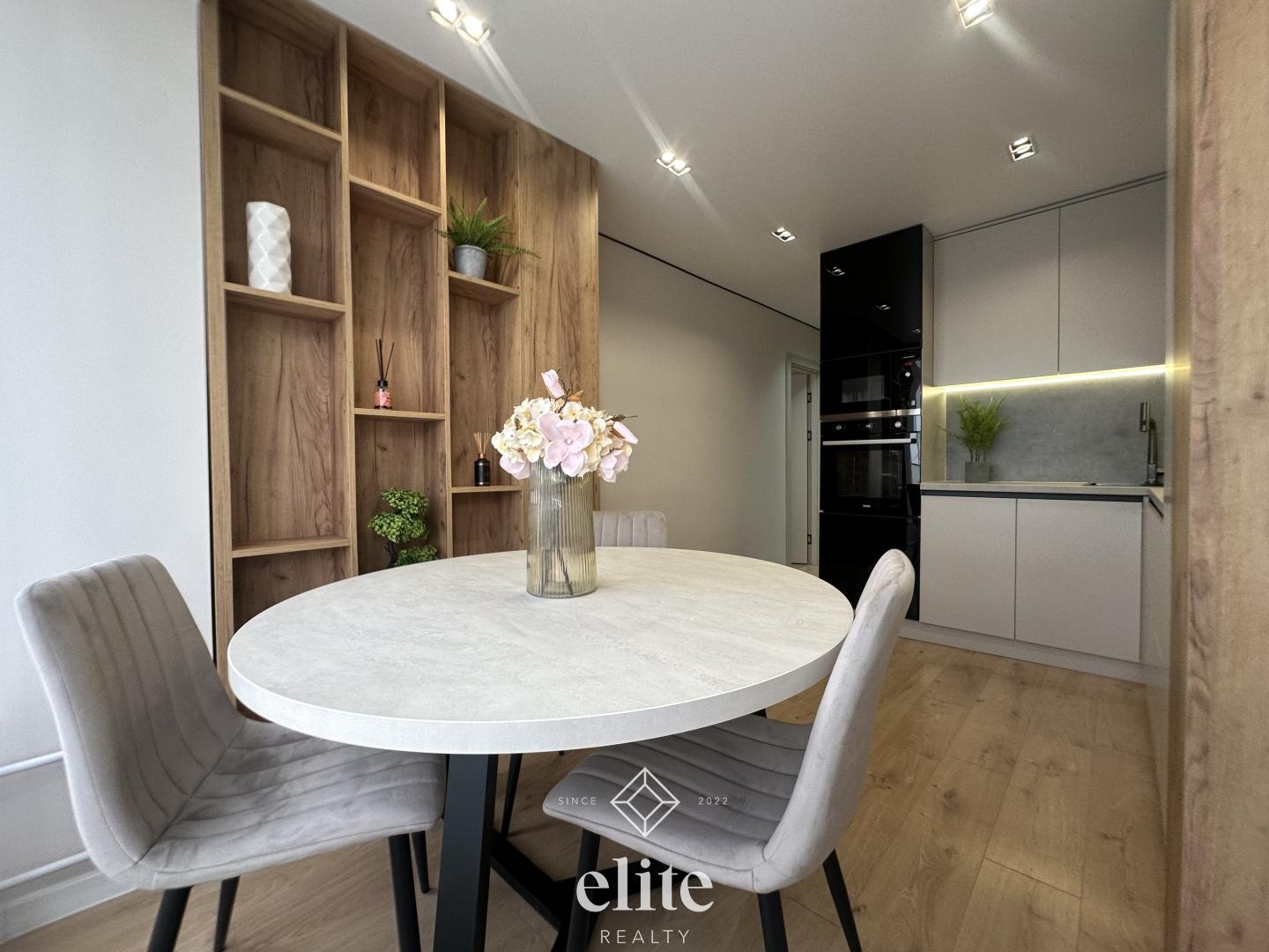 elite realty image
