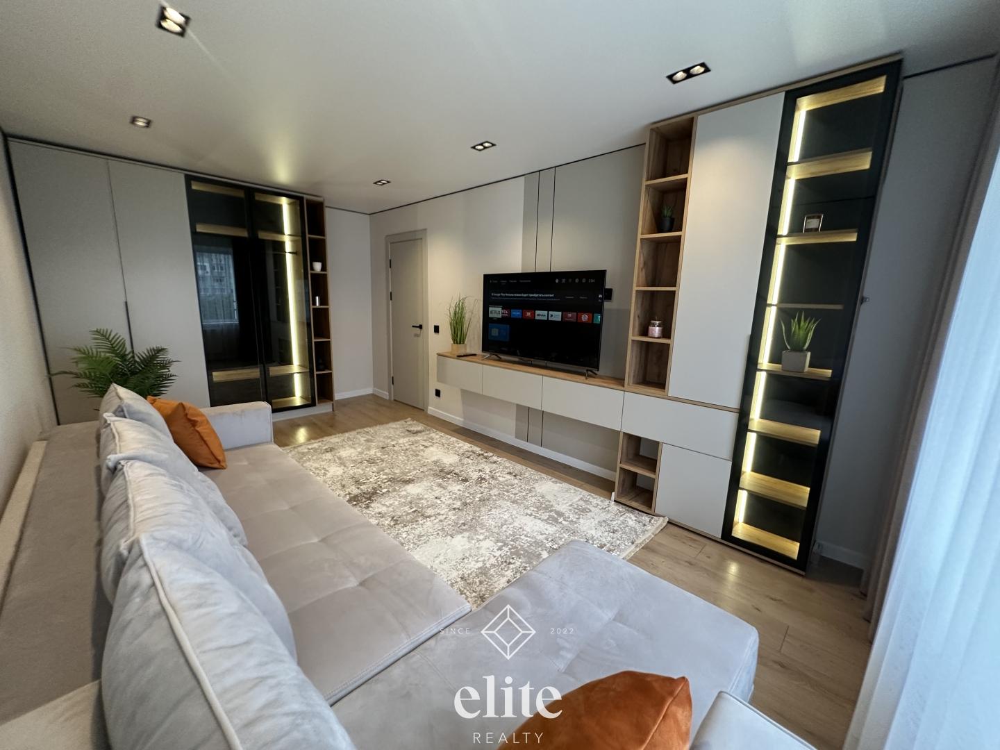 elite realty image