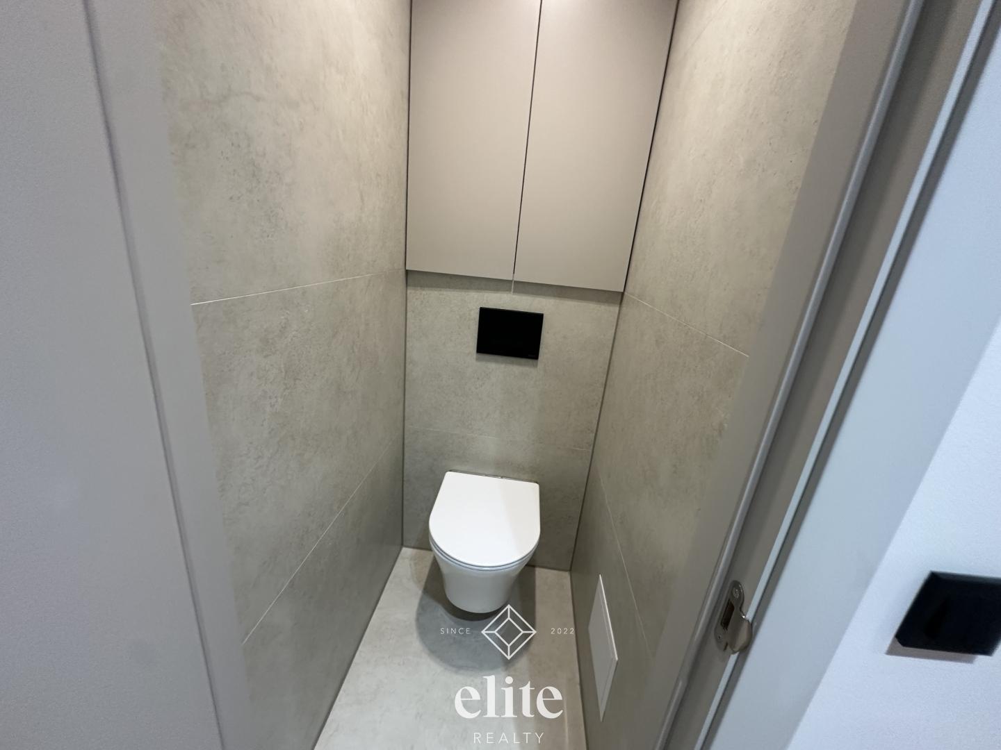 elite realty image
