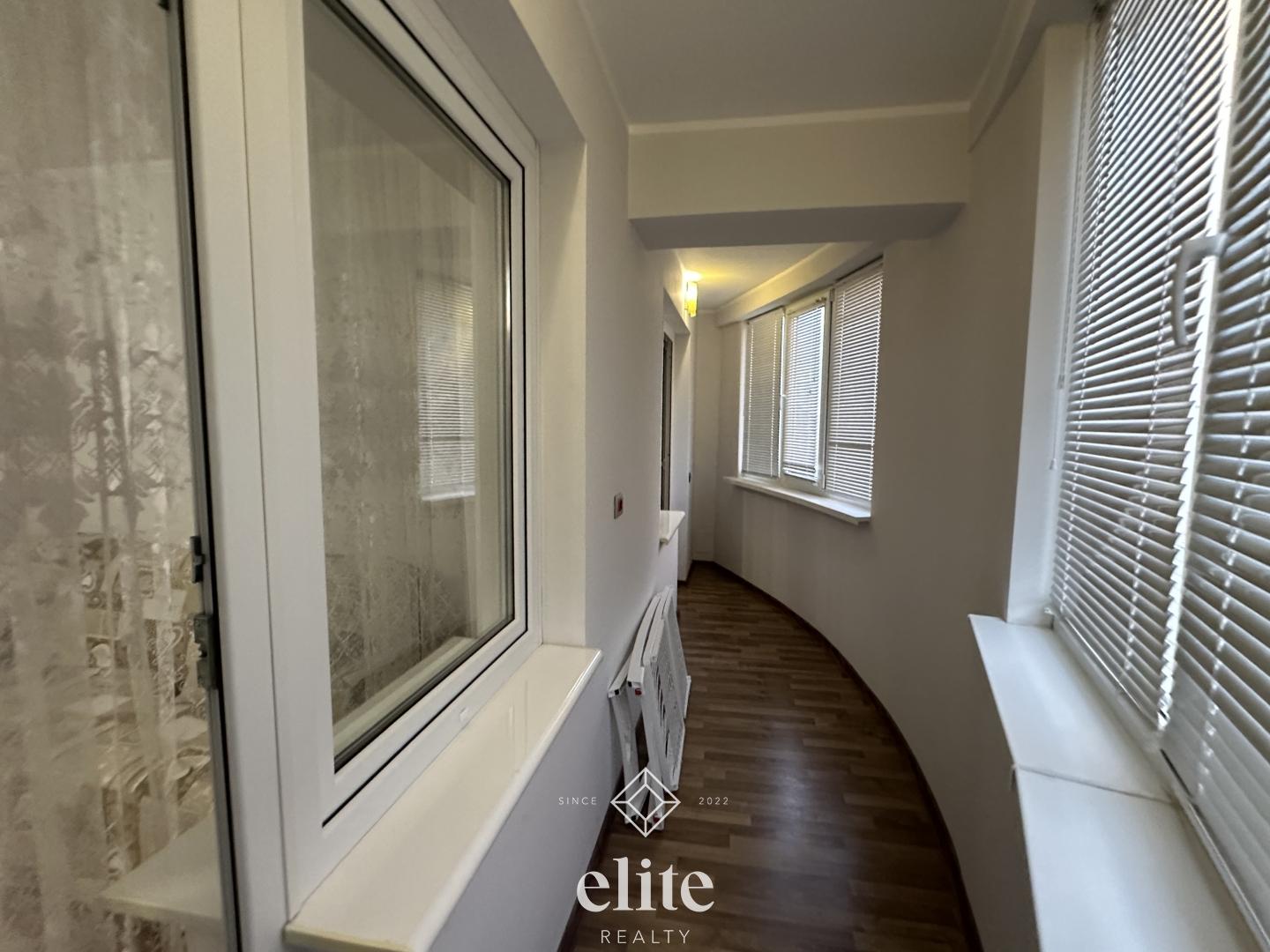 elite realty image