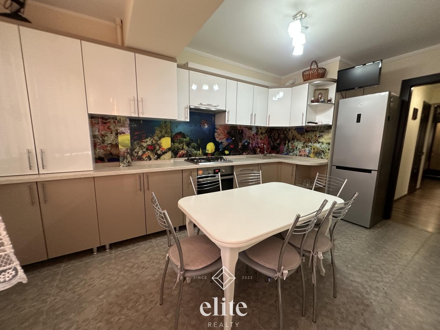 elite realty image