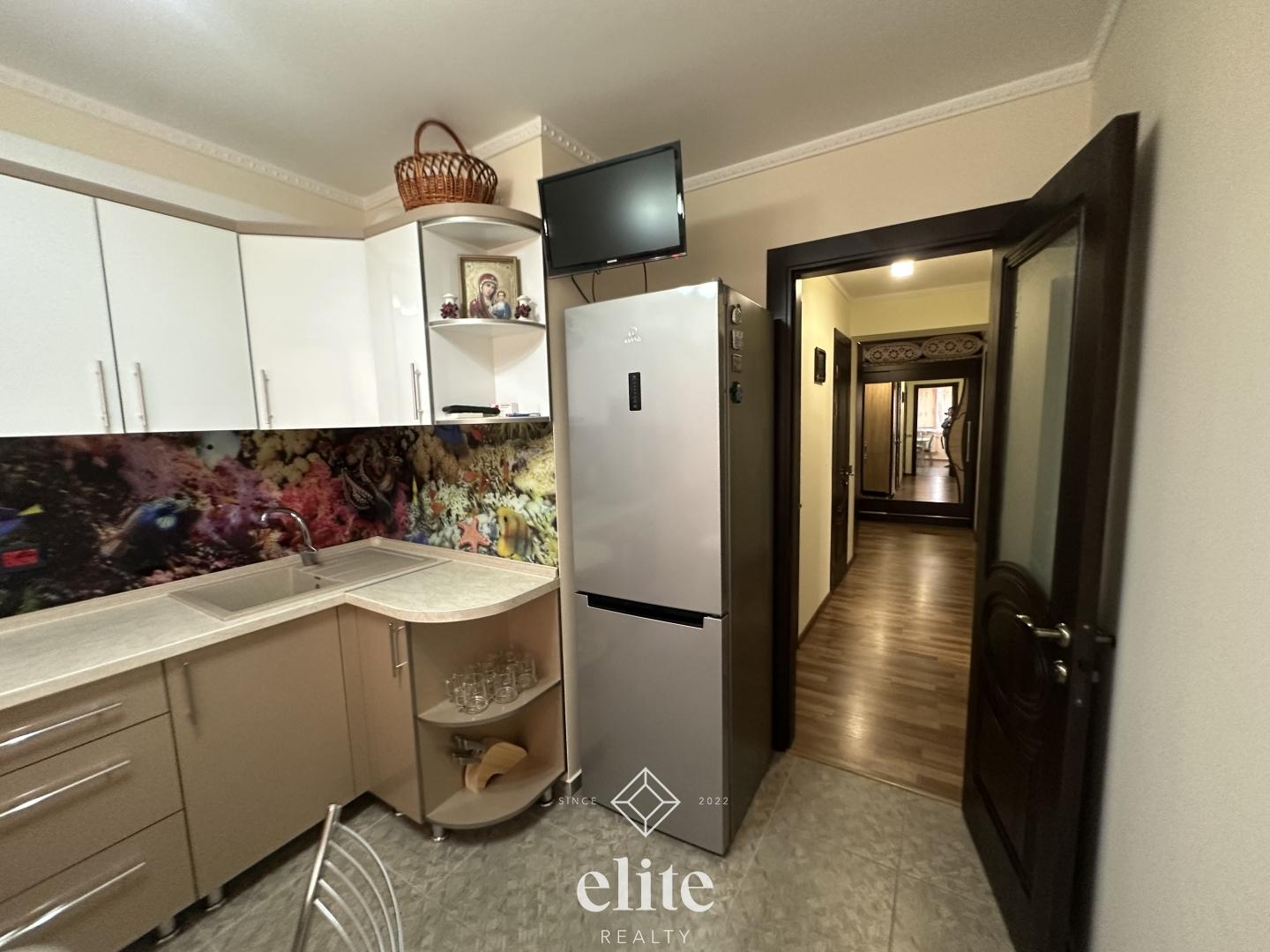 elite realty image