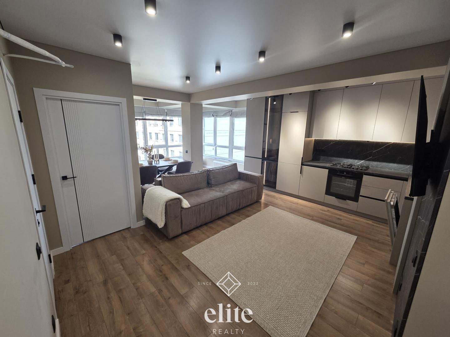 elite realty image