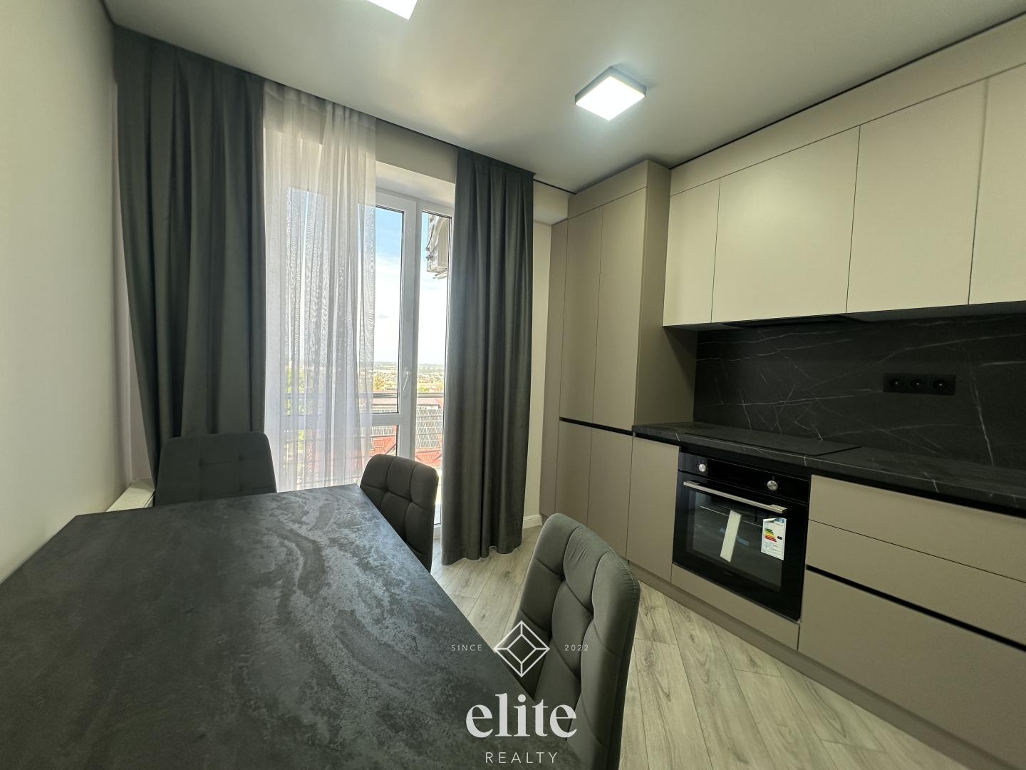 elite realty image