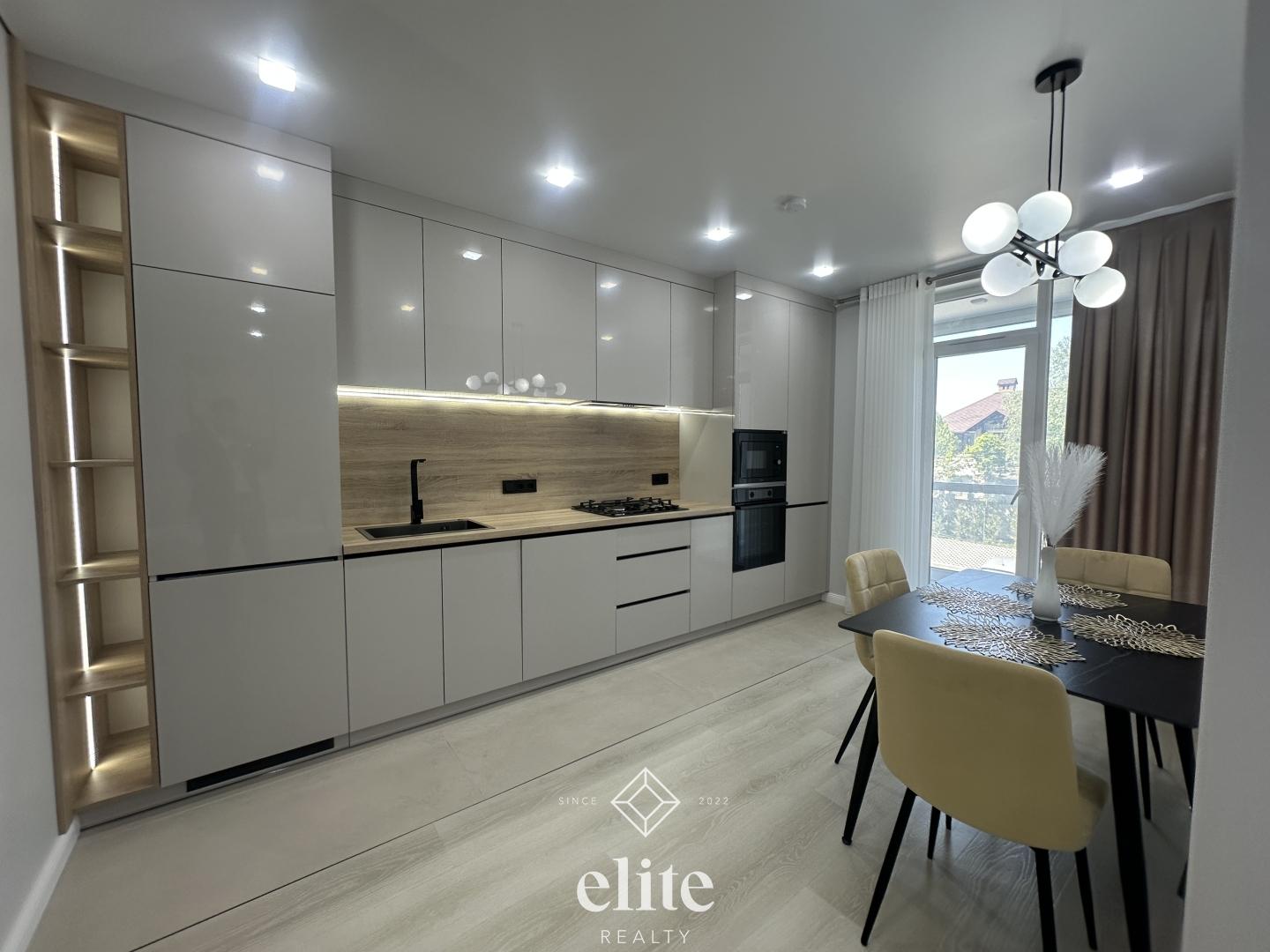 elite realty image