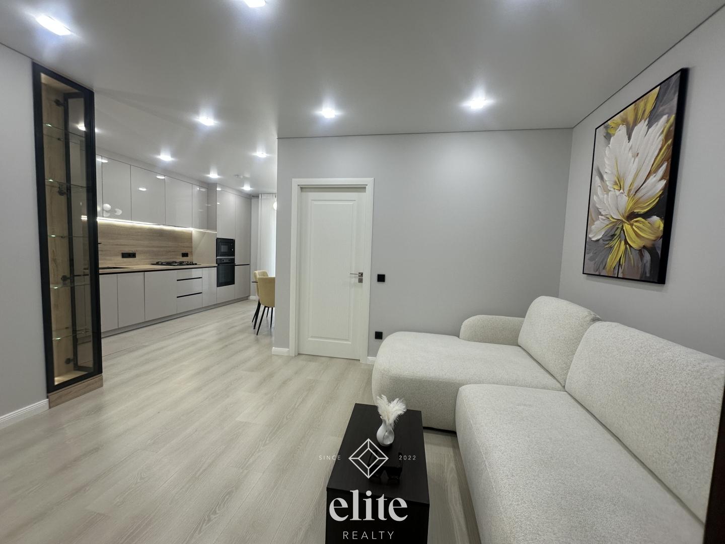 elite realty image