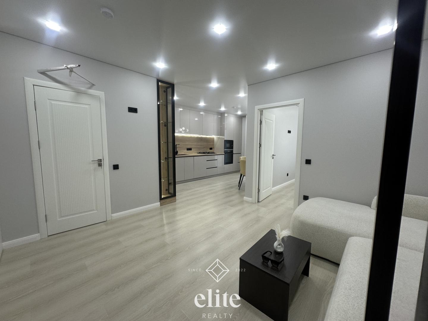 elite realty image