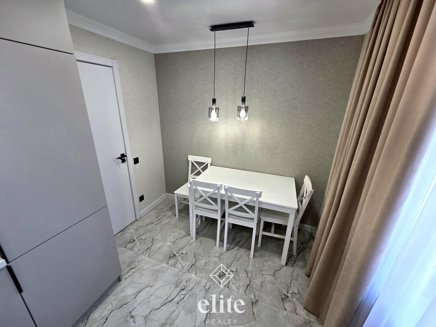 elite realty image