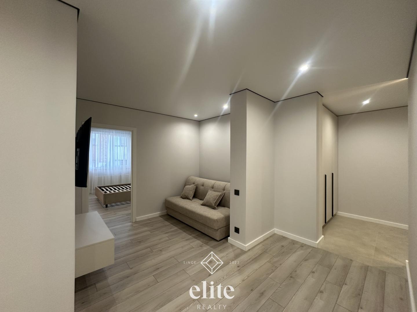 elite realty image