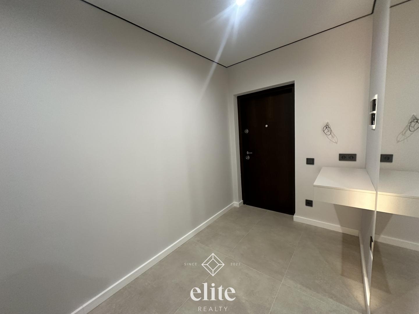 elite realty image
