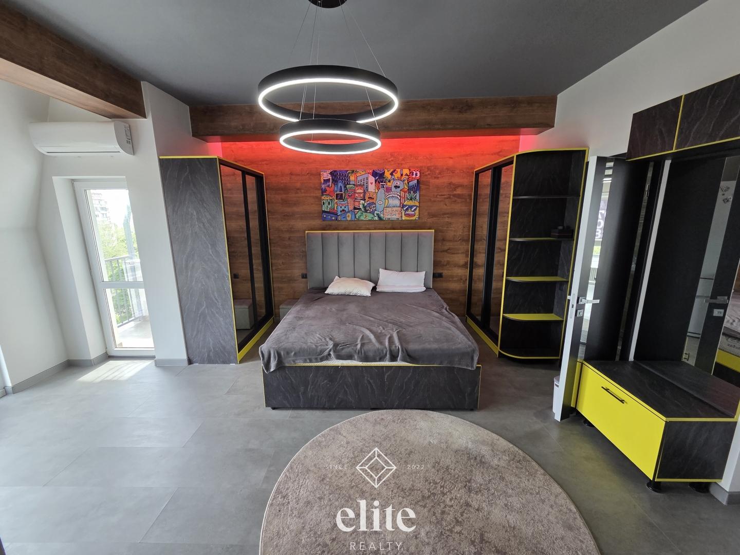 elite realty image