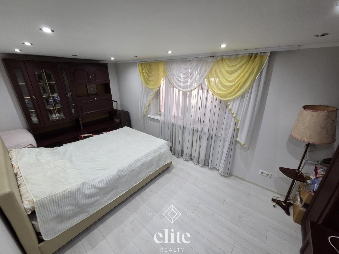 elite realty image