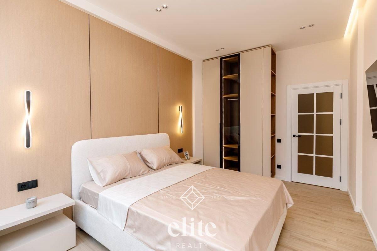 elite realty image