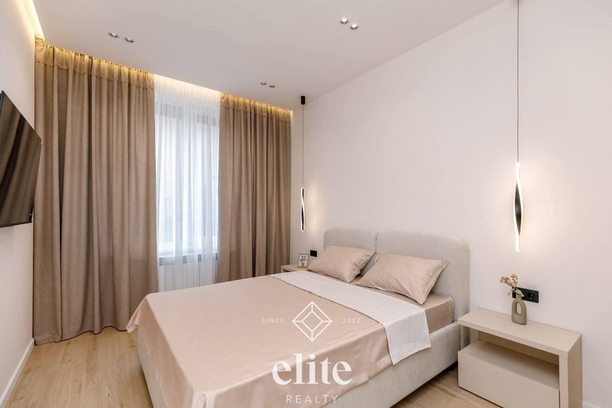 elite realty image
