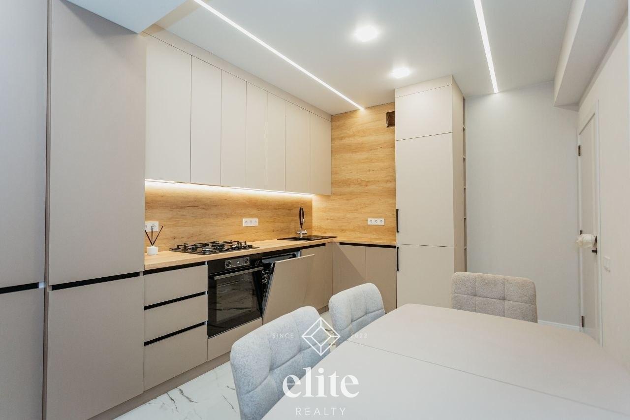 elite realty image