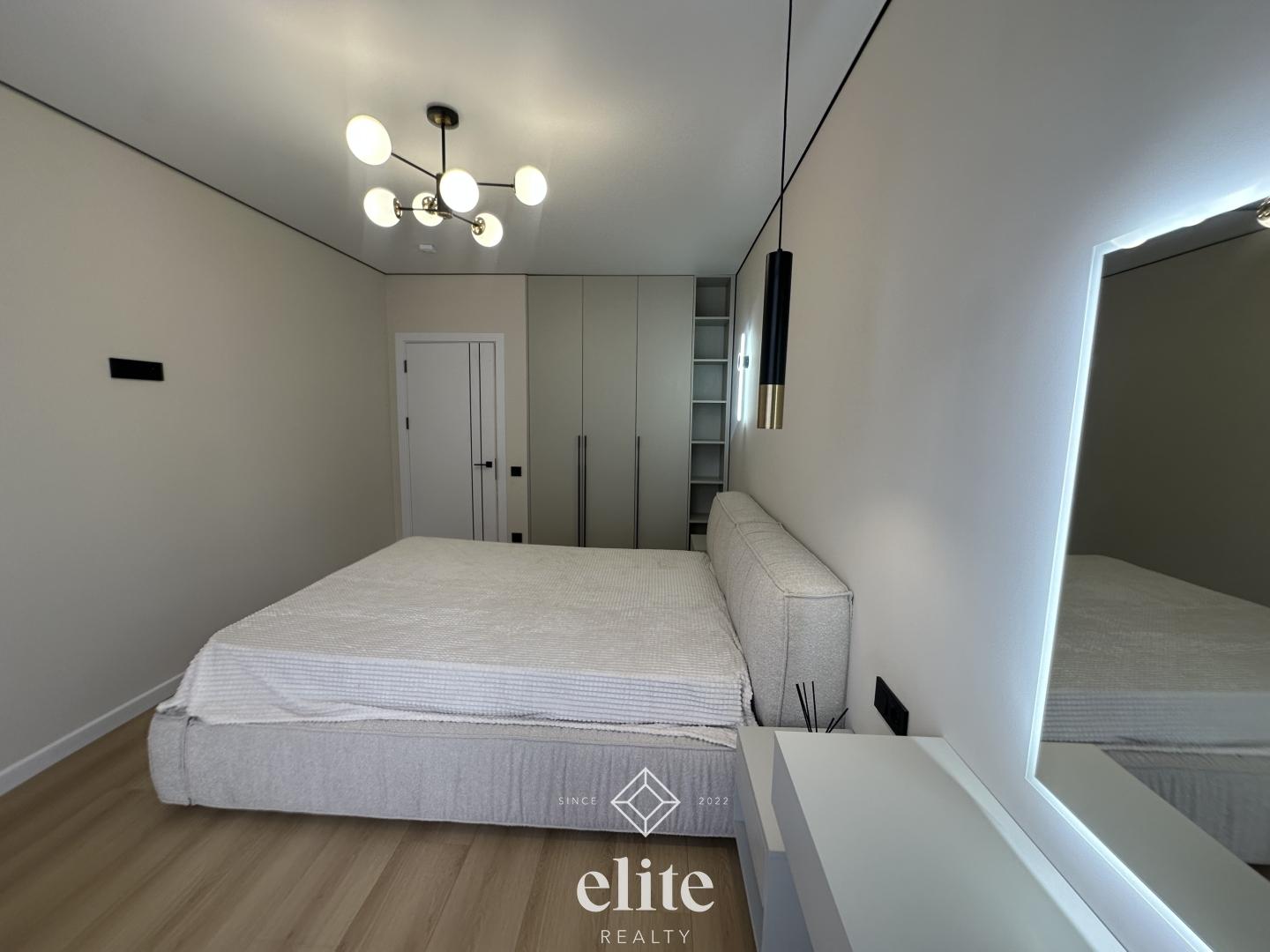 elite realty image