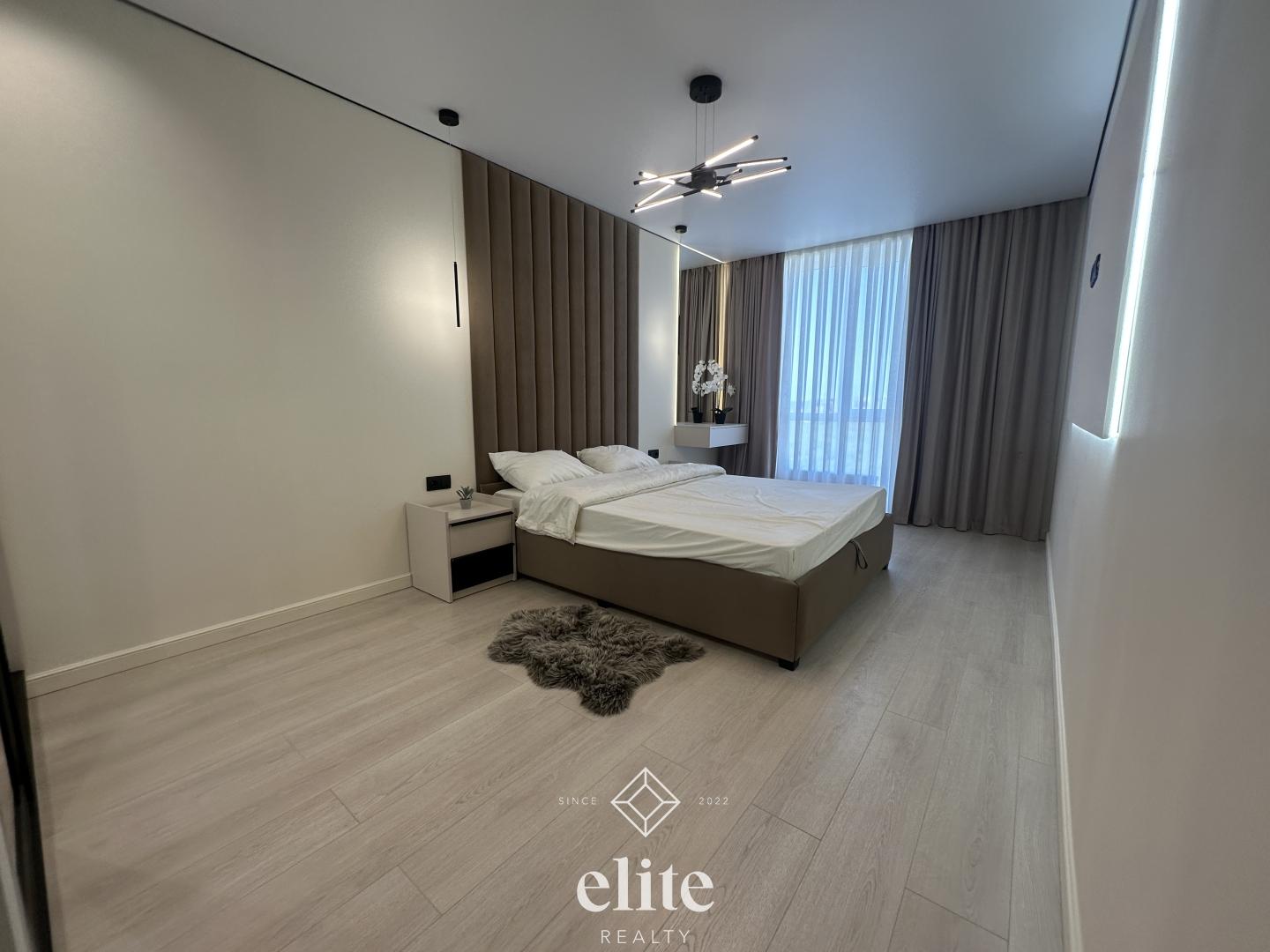 elite realty image