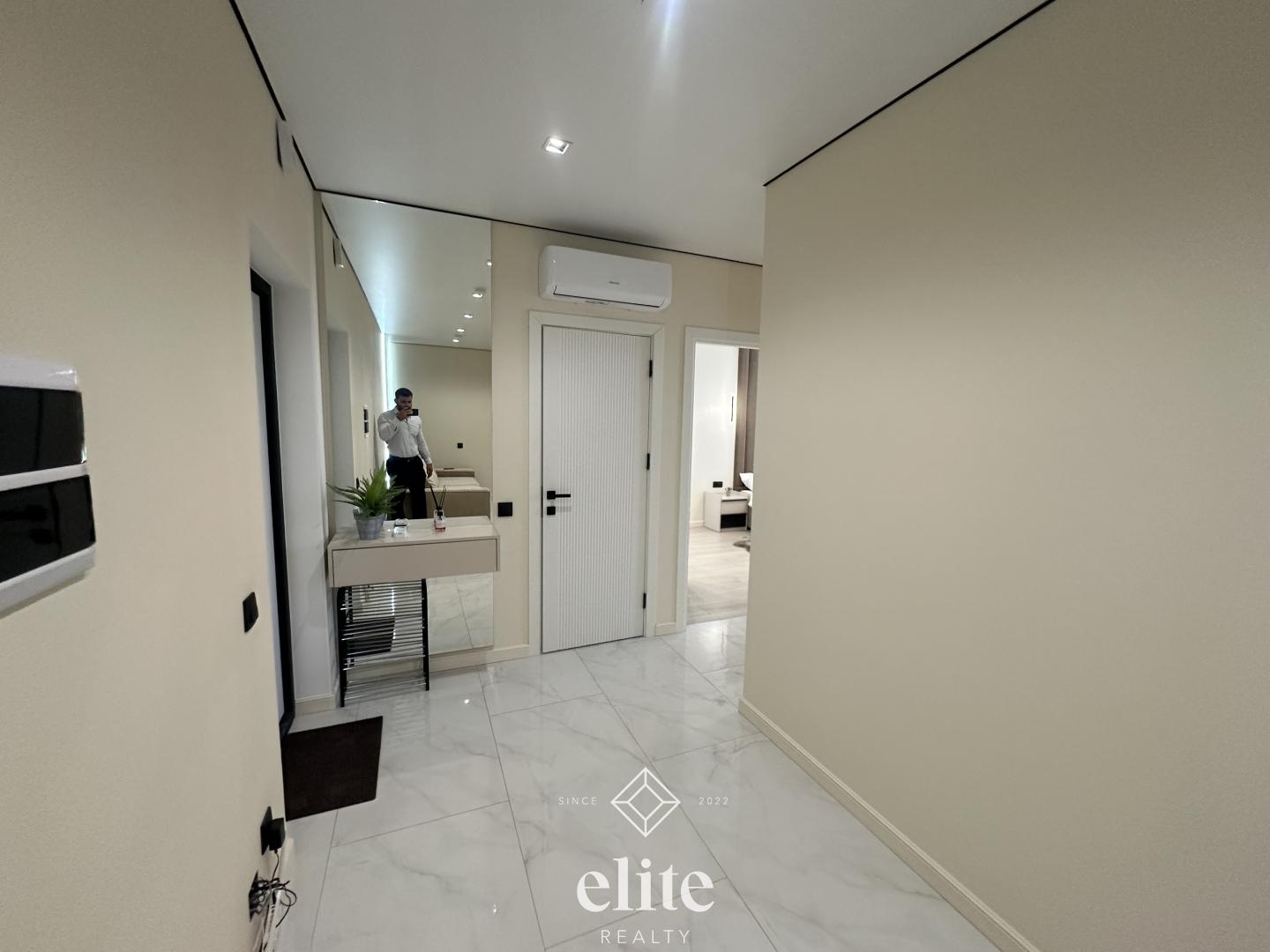 elite realty image