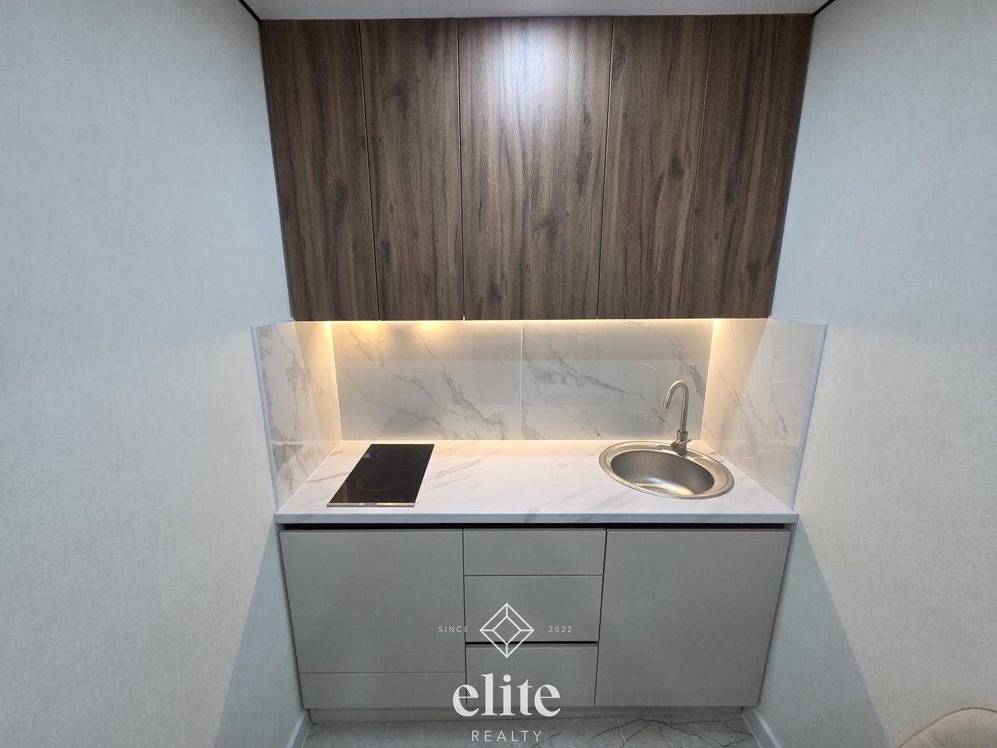 elite realty image