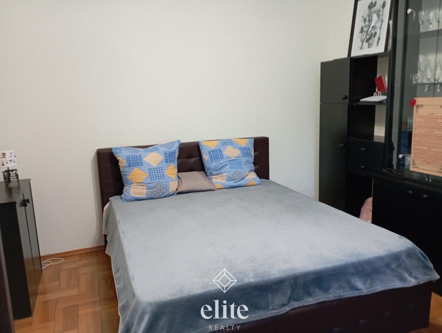 elite realty image