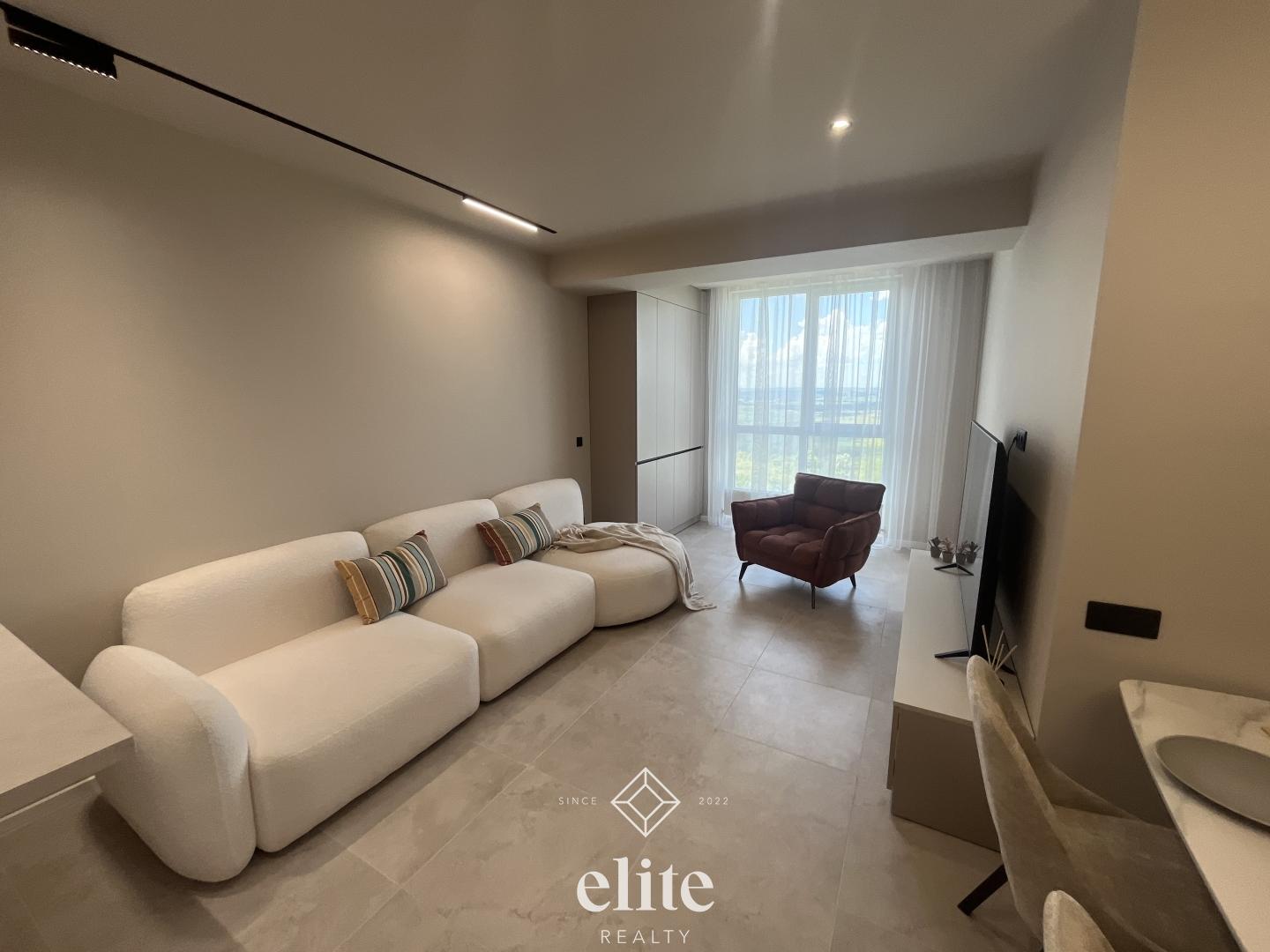 elite realty image