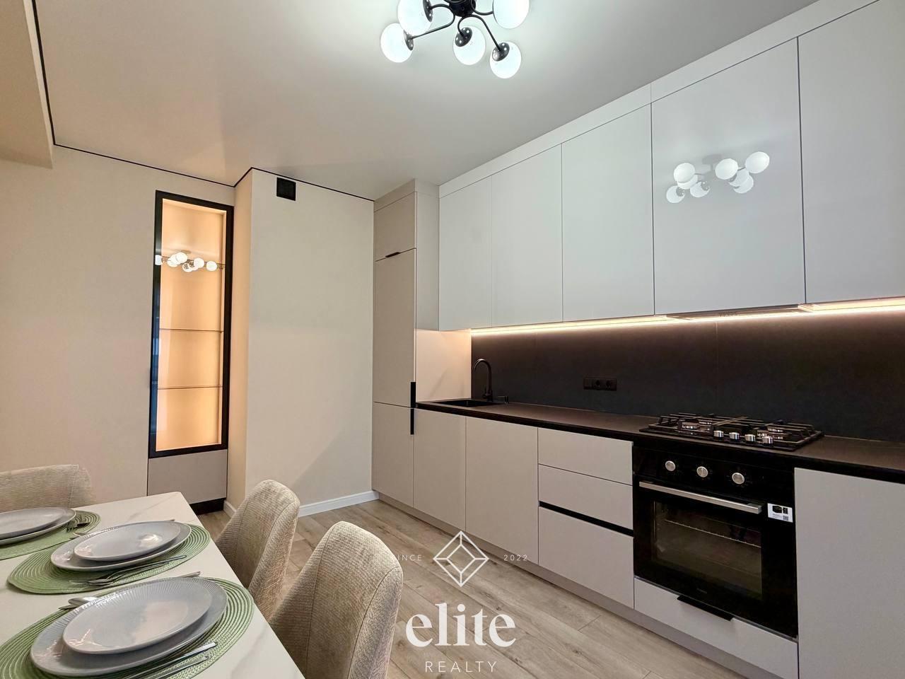 elite realty image
