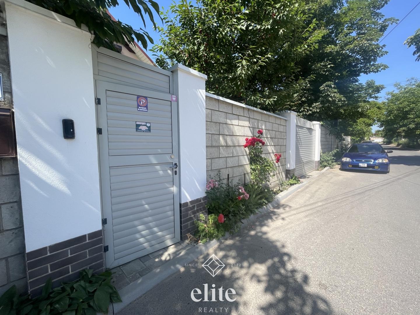 elite realty image