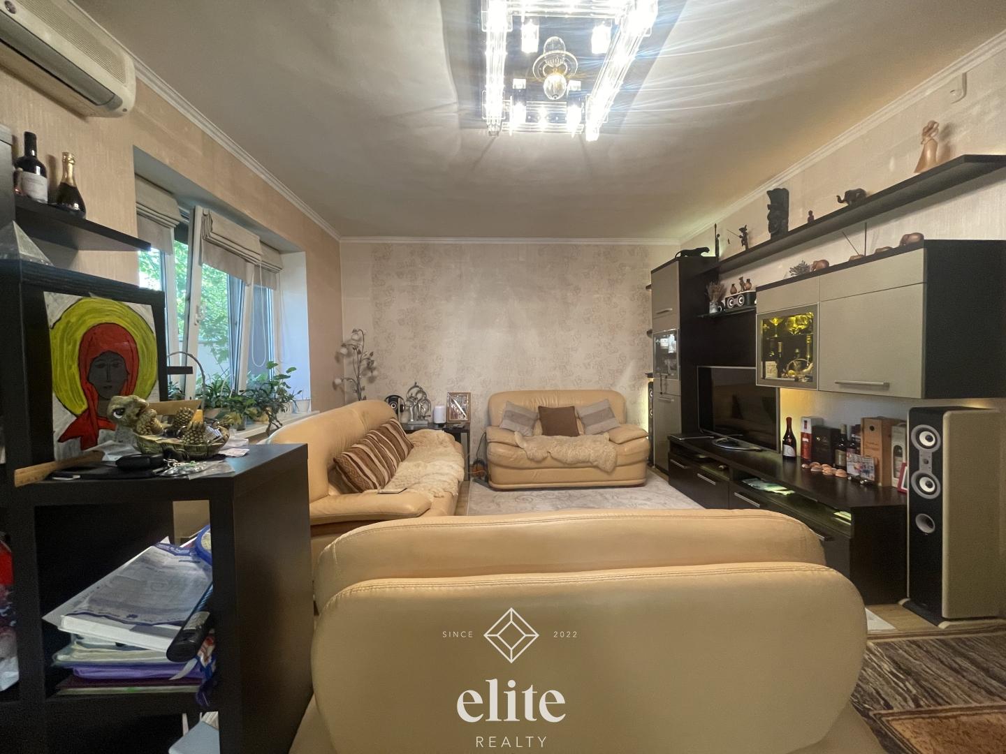 elite realty image