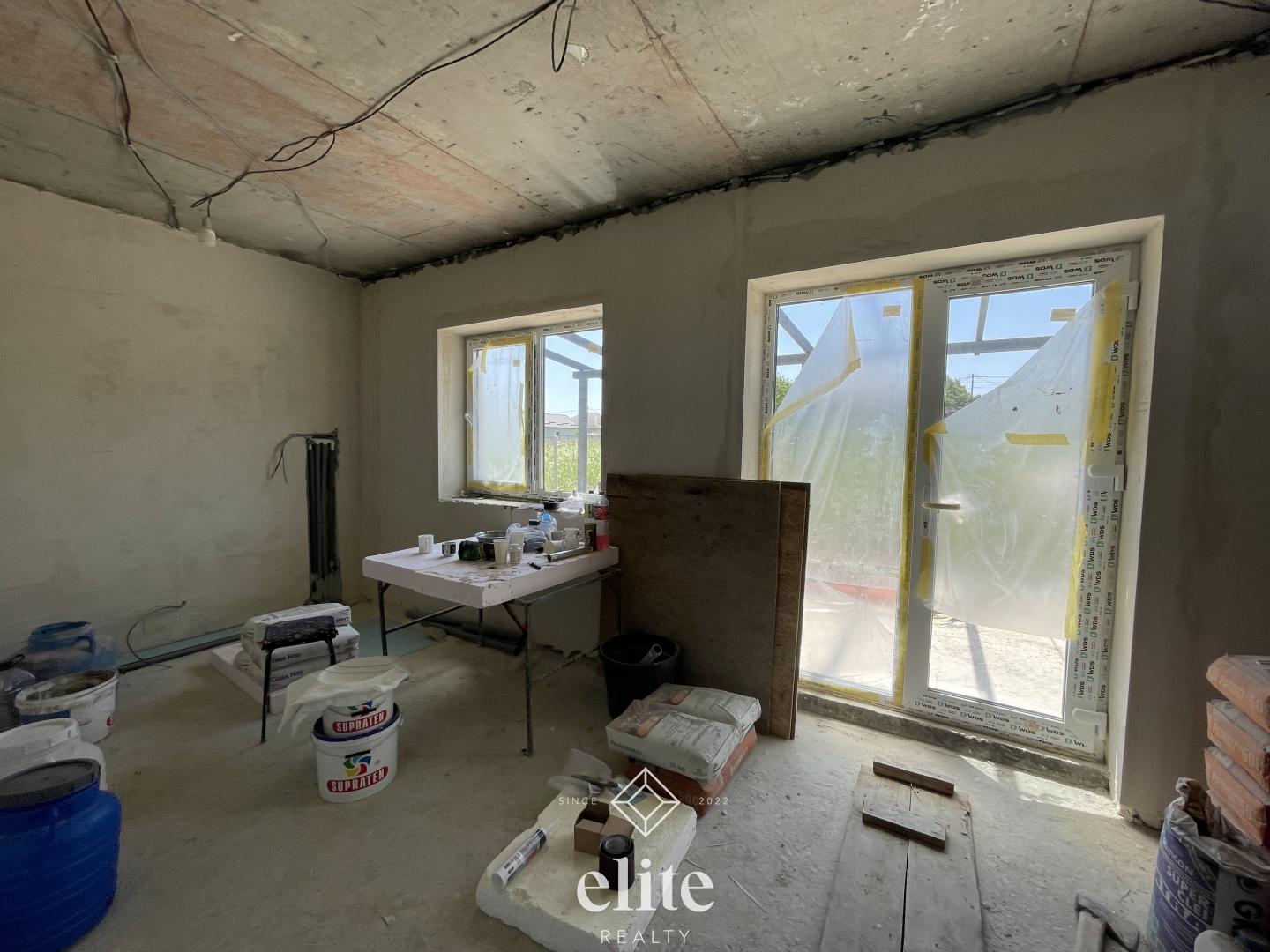 elite realty image