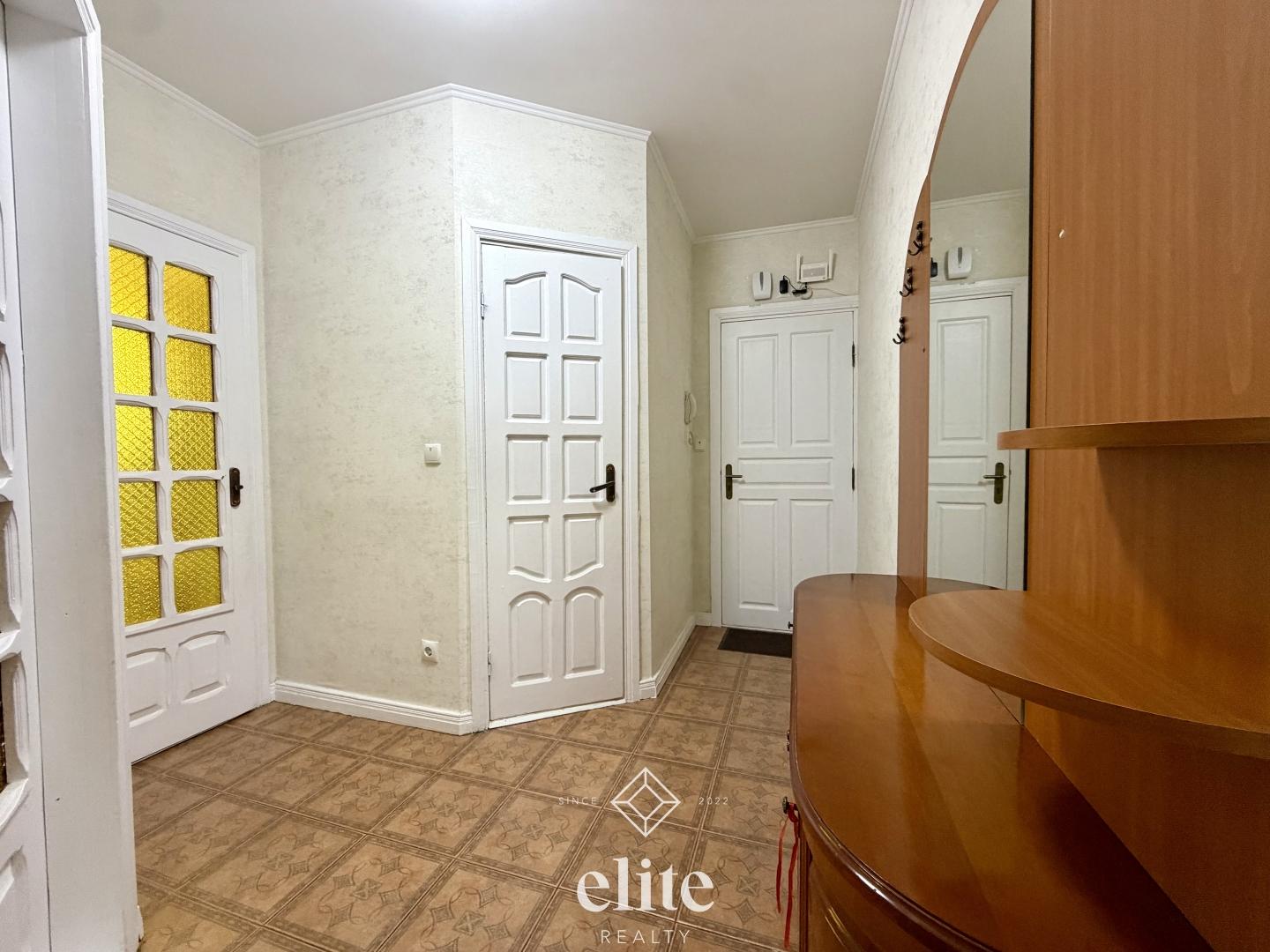elite realty image