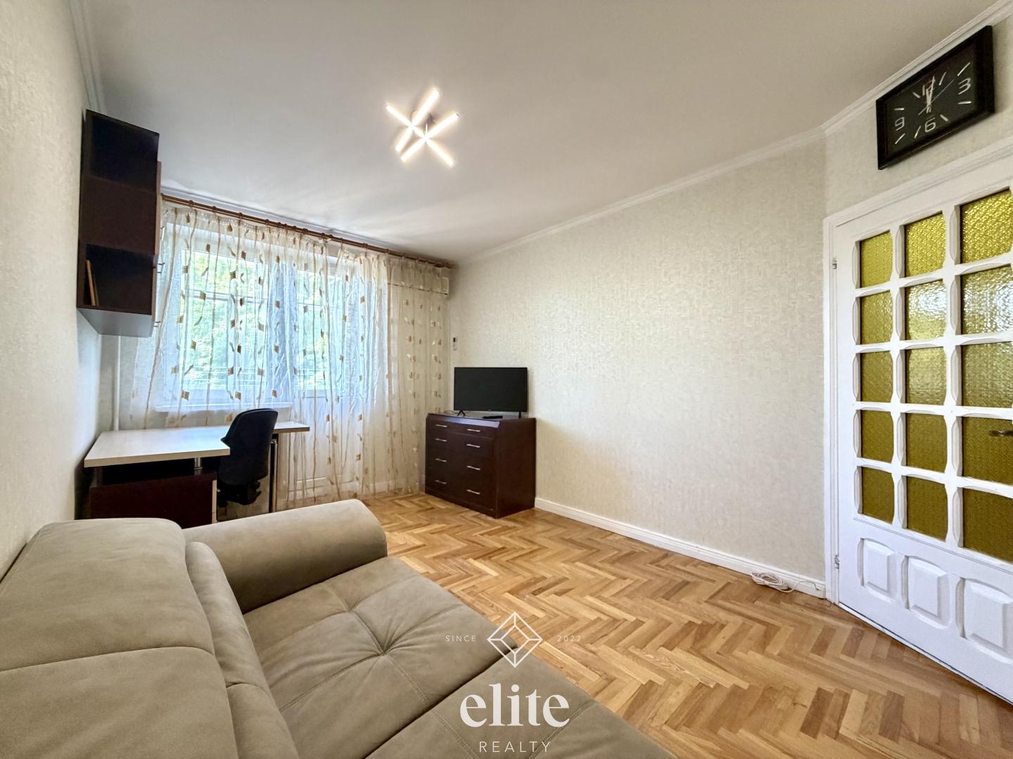 elite realty image