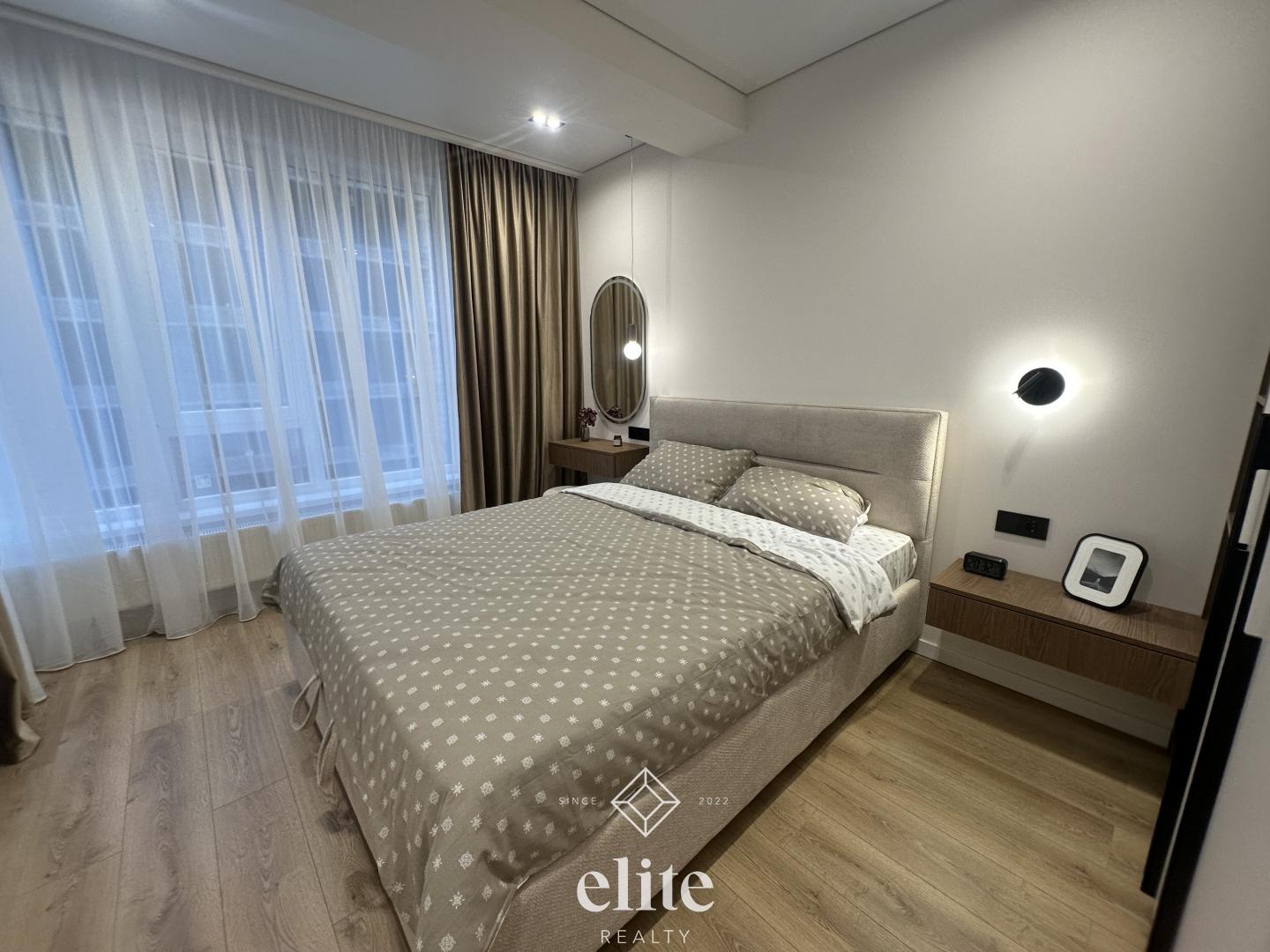 elite realty image