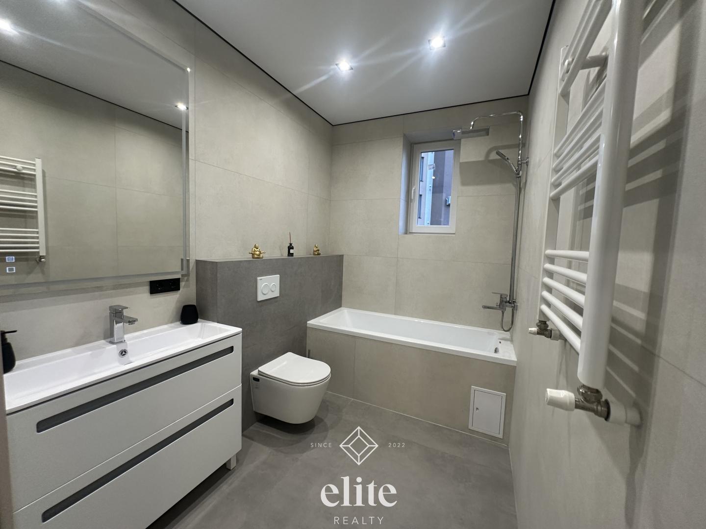 elite realty image