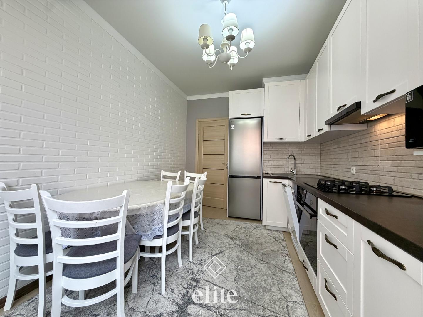 elite realty image