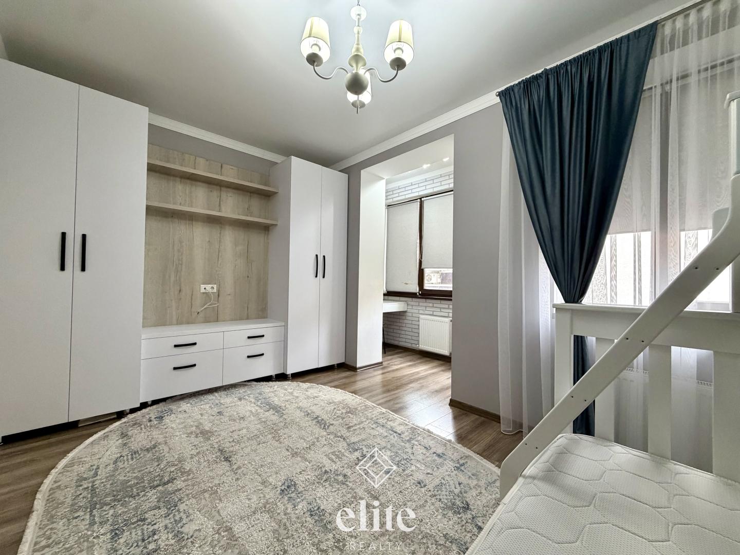 elite realty image