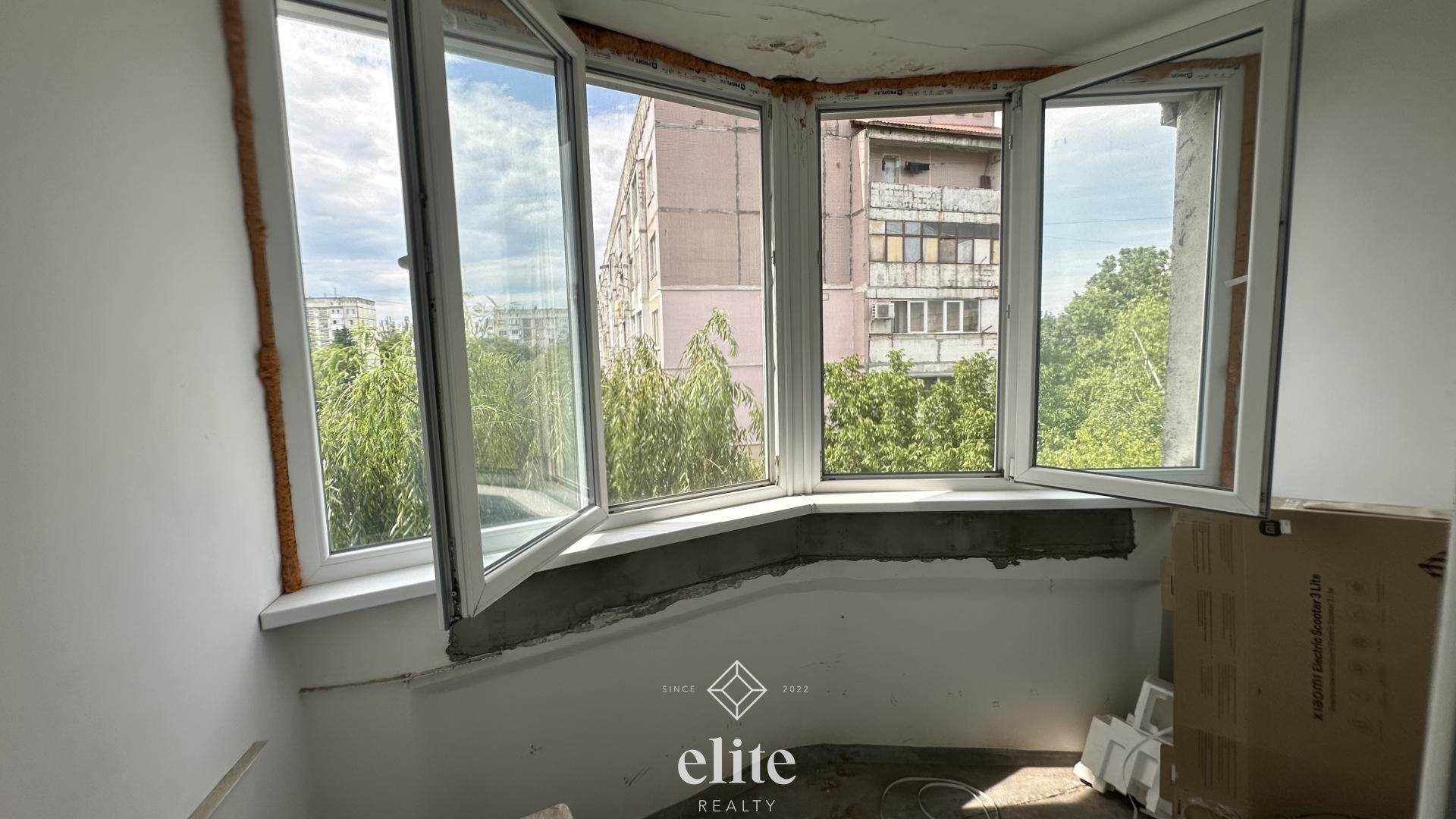 elite realty image