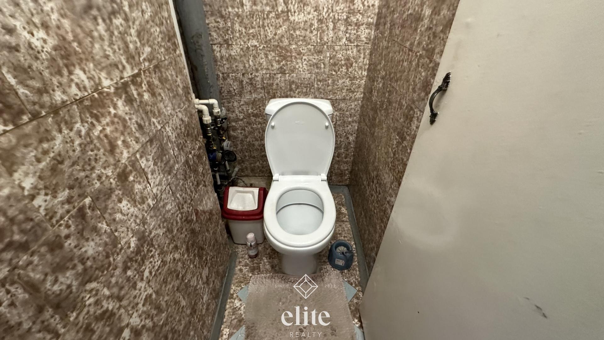 elite realty image