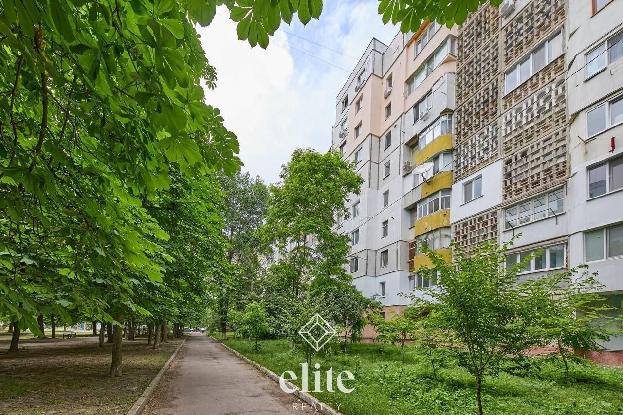 elite realty image