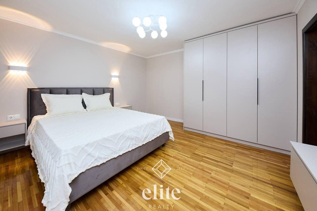 elite realty image