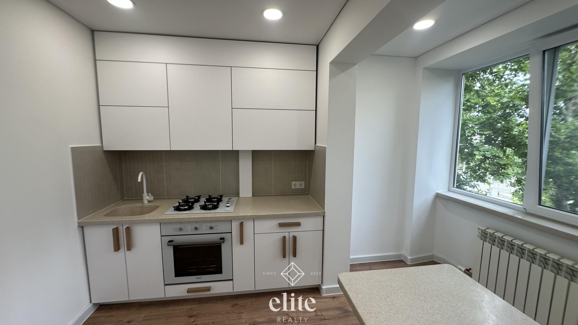 elite realty image