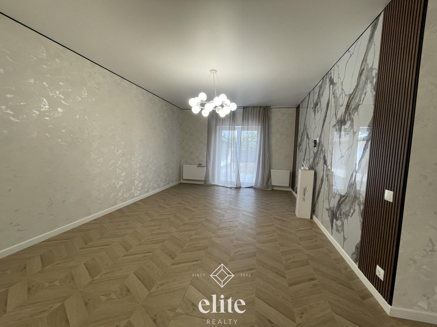 elite realty image