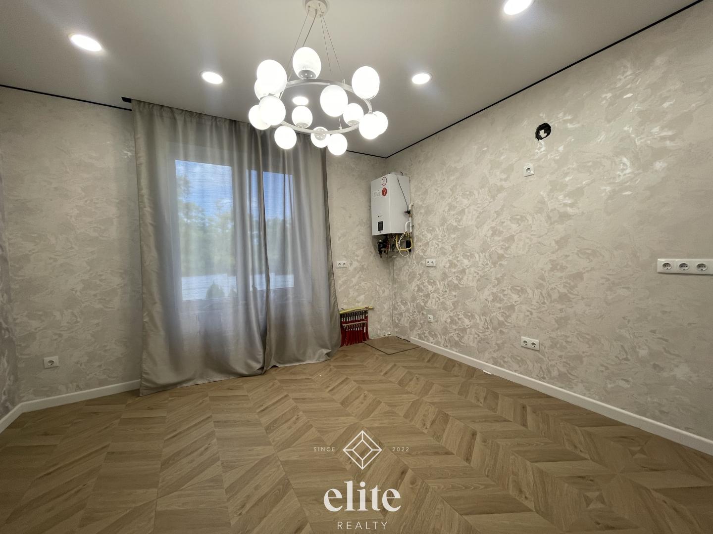 elite realty image