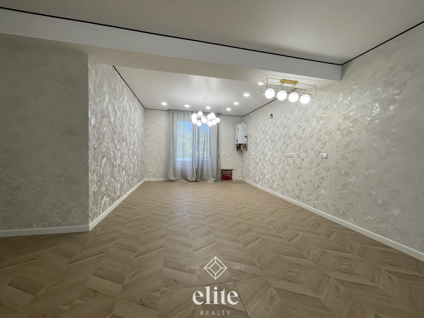 elite realty image