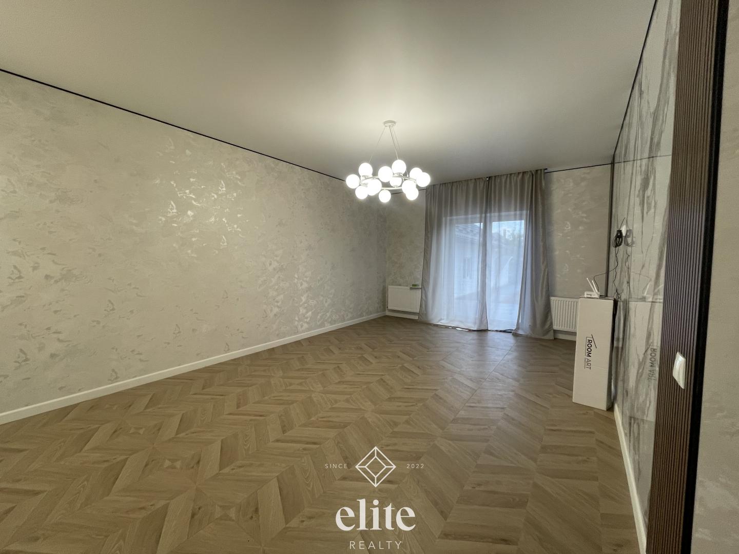 elite realty image