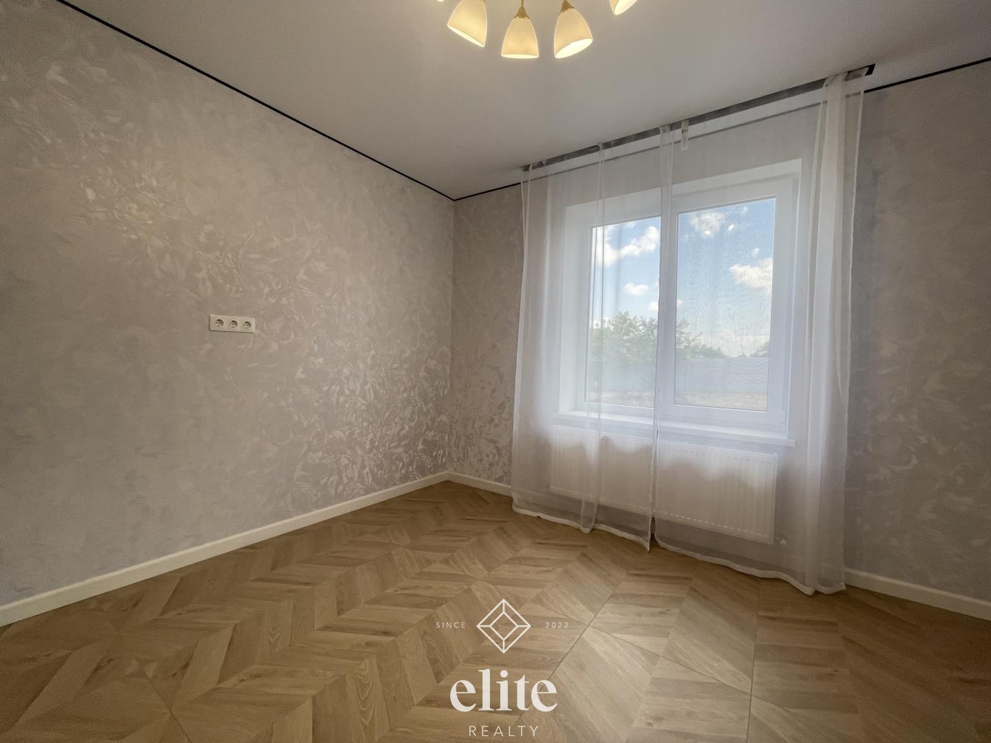 elite realty image
