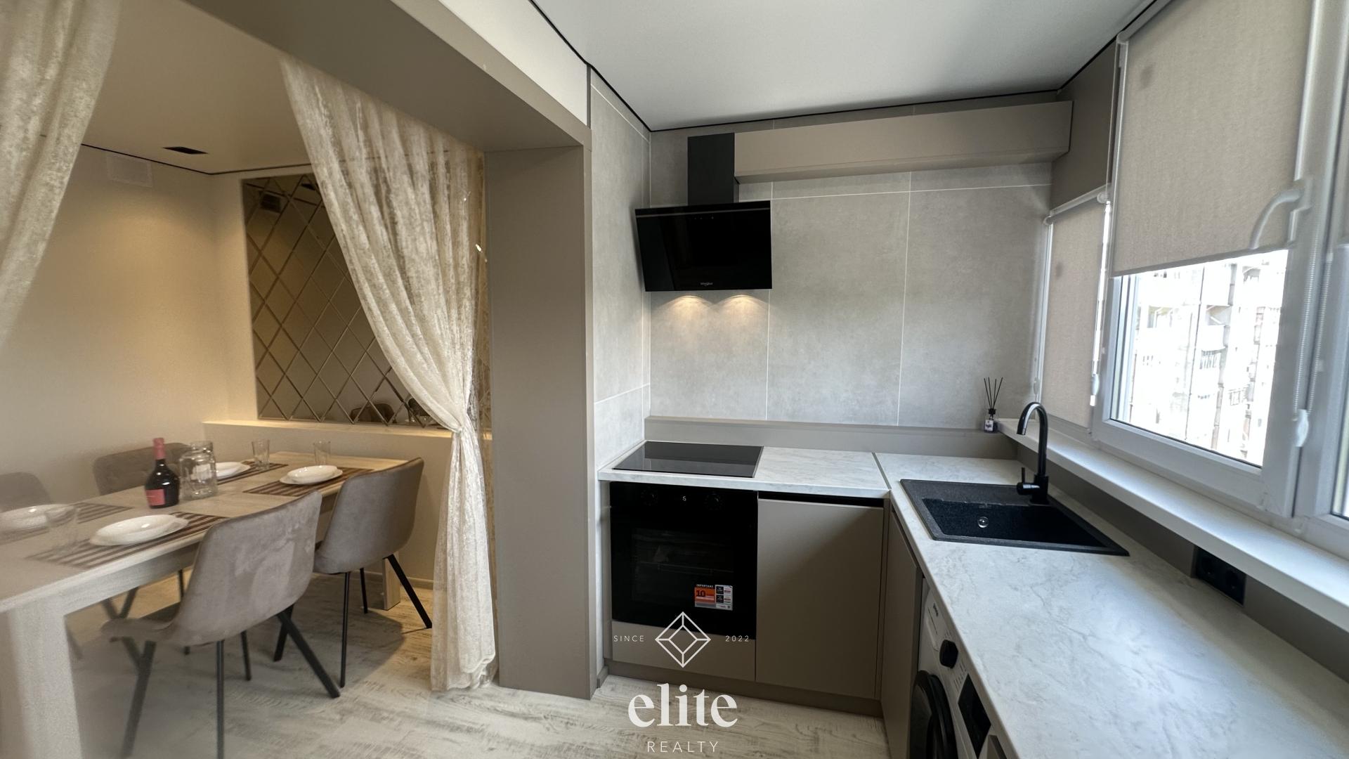 elite realty image