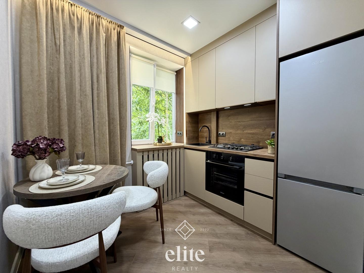 elite realty image